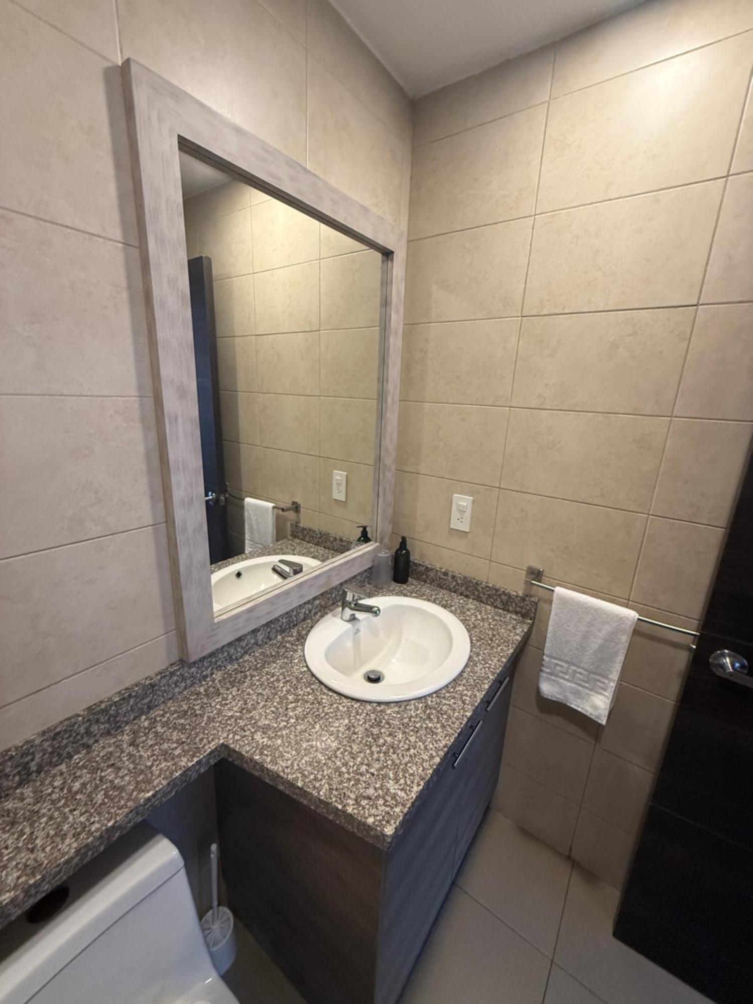 Finlandia Park Suite 키토 외부 사진